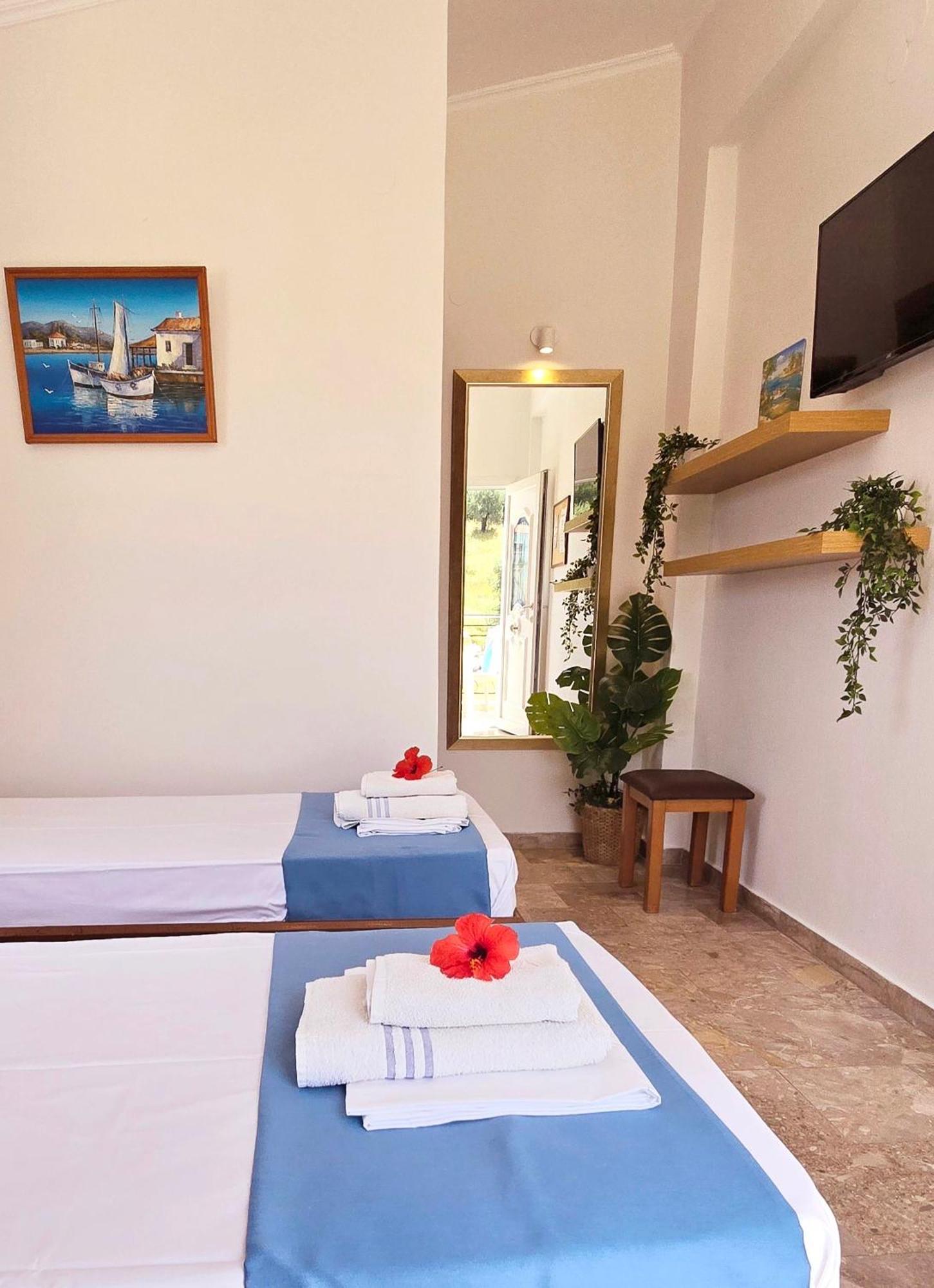 Villa Kormos Apart Hotel Kavos Ngoại thất bức ảnh